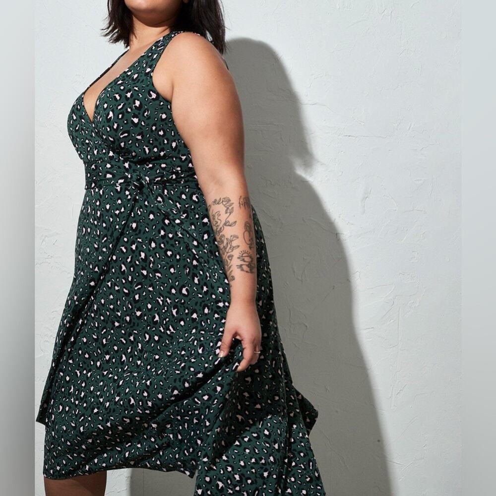 Torrid Green Leopard Midi Studio Knit Hi-Low Dress 2X NWT 12783032
